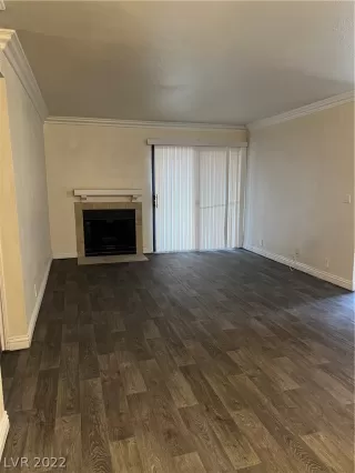 Photo #2: 2458362 Listing 