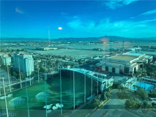 Photo #5: 2458389 Listing 