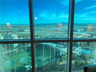 Photo #6: 2458389 Listing 