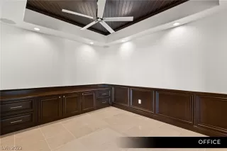 Photo #4: 2458454 Listing