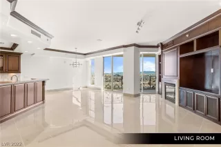 Photo #5: 2458454 Listing