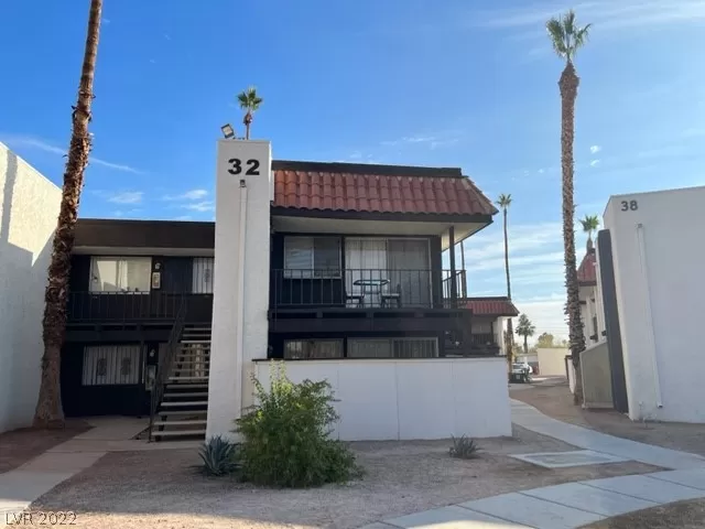 MLS: 2458466 Condo For Sale