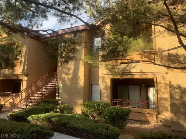 MLS: 2458507 Condo For Sale