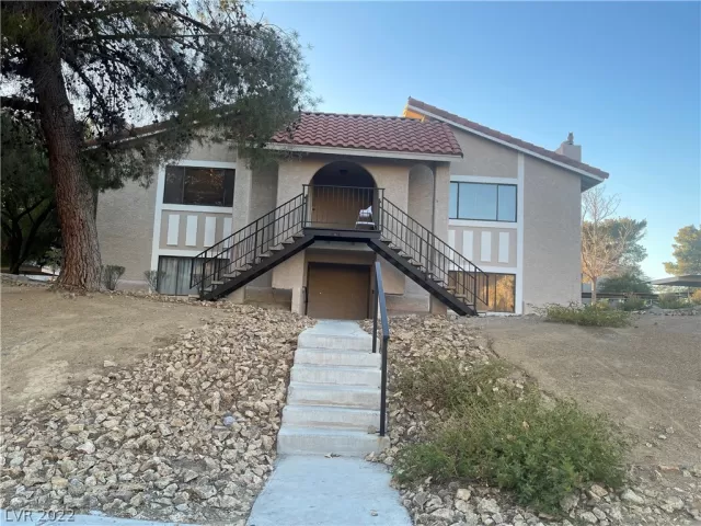 MLS: 2458549 Condo For Sale