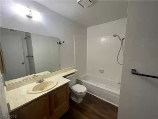 Photo #6: 2458549 Listing 