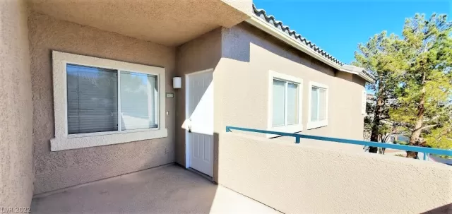 MLS: 2458558 Condo For Sale