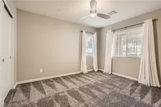 Photo #4: 2458613 Listing