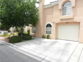 Photo #1: 2458619 Listing 