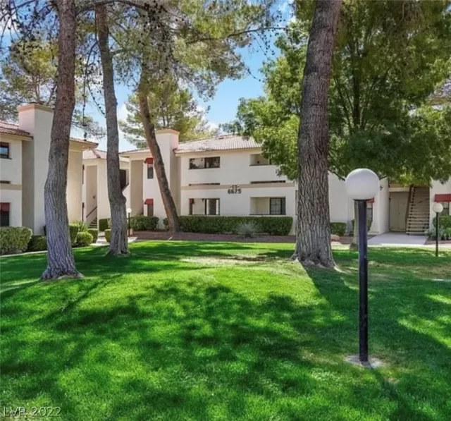 MLS: 2458646 Condo For Sale