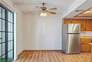 Photo #5: 2458646 Listing 