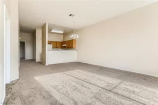 Photo #6: 2458647 Listing 