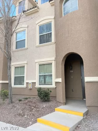 Photo #6: 2458766 Listing 