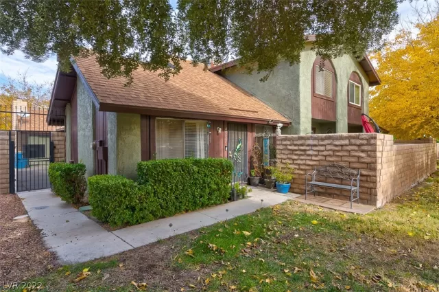 MLS: 2458785 Condo For Sale