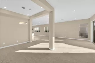 Photo #4: 2458818 Listing 