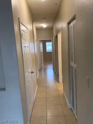 Photo #5: 2458829 Listing