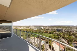 Photo #2: 2458879 Listing 