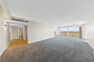 Photo #6: 2458879 Listing 