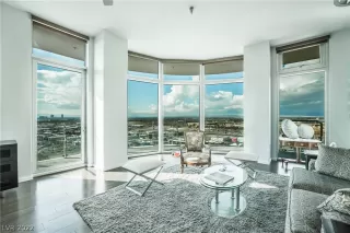 Photo #1: 2458881 Listing 