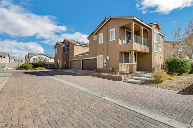 MLS: 2458882 Condo For Sale