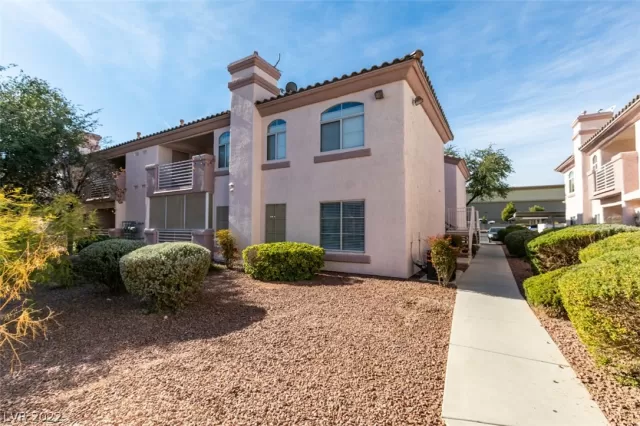 MLS: 2458895 Condo For Sale