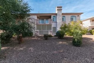 Photo #1: 2458895 Listing 