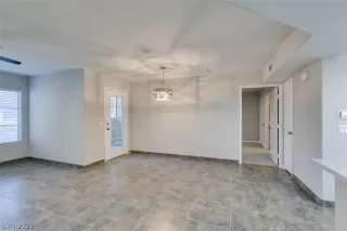 Photo #6: 2458895 Listing 