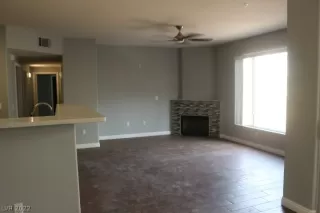 Photo #6: 2458913 Listing