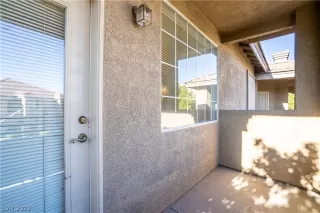 Photo #3: 2458917 Listing 