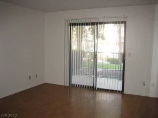 Photo #6: 2458934 Listing 