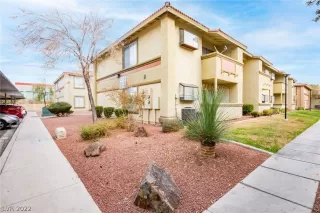 Photo #1: 2458953 Listing