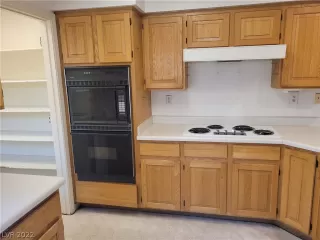 Photo #6: 2459002 Listing 
