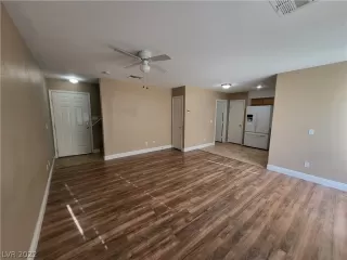 Photo #6: 2459160 Listing 