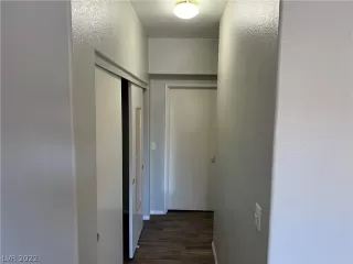 Photo #6: 2459221 Listing 