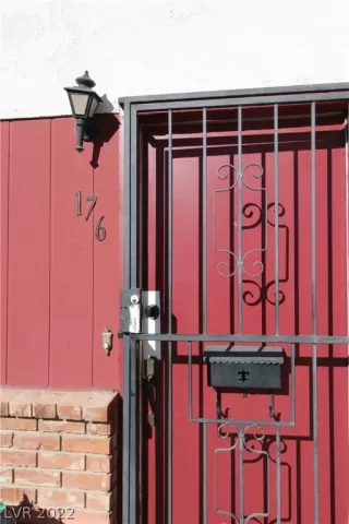 Photo #2: 2459244 Listing