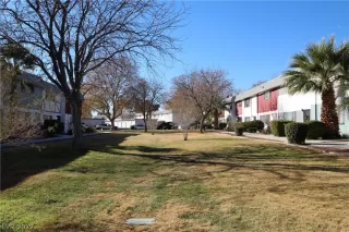 Photo #3: 2459244 Listing