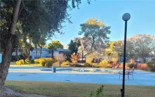 Photo #6: 2459244 Listing