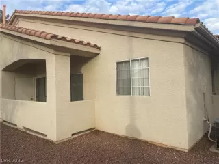 Photo #2: 2459250 Listing