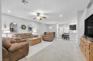 Photo #3: 2459258 Listing