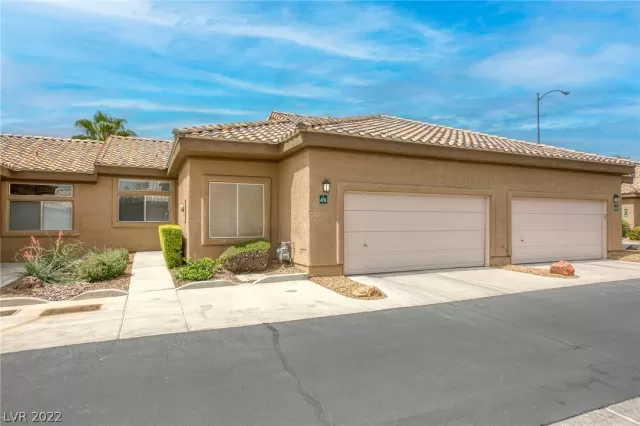 MLS: 2459273 Condo For Sale