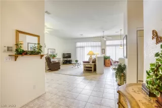 Photo #3: 2459273 Listing 