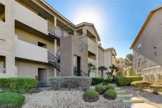 Photo #5: 2459344 Listing