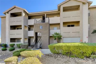 Photo #6: 2459344 Listing