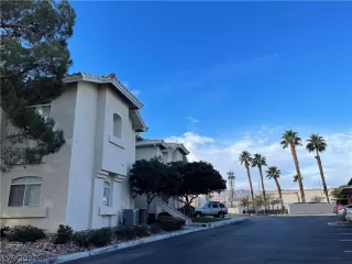 Photo #1: 2459415 Listing