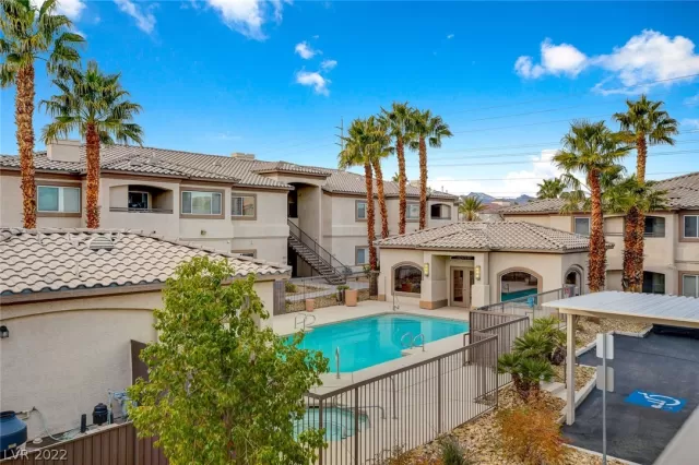 MLS: 2459449 Condo For Sale