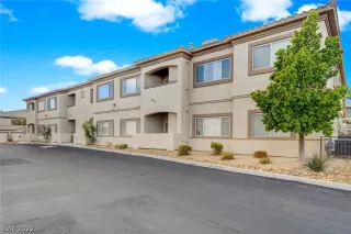 Photo #1: 2459449 Listing 