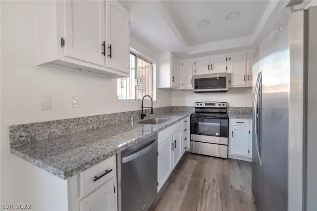 MLS: 2459480 Condo For Sale