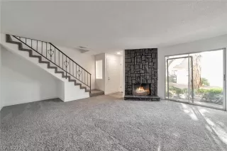 Photo #2: 2459480 Listing