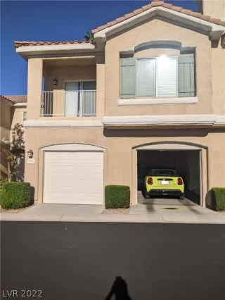 Photo #5: 2459484 Listing 