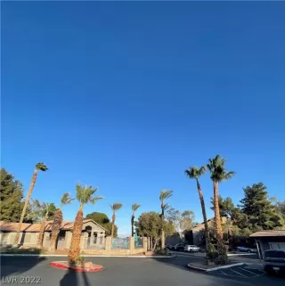 Photo #1: 2459494 Listing