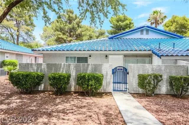 MLS: 2459499 Condo For Sale